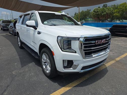 2021 GMC Yukon XL SLT