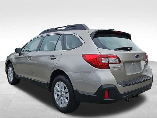 2019 Subaru Outback 2.5i