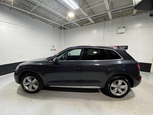 2018 Audi Q5 2.0T Tech Premium