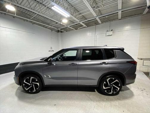 2022 Mitsubishi Outlander SE