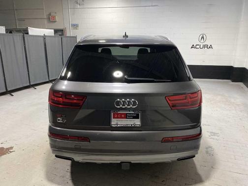 2019 Audi Q7 55 Premium Plus