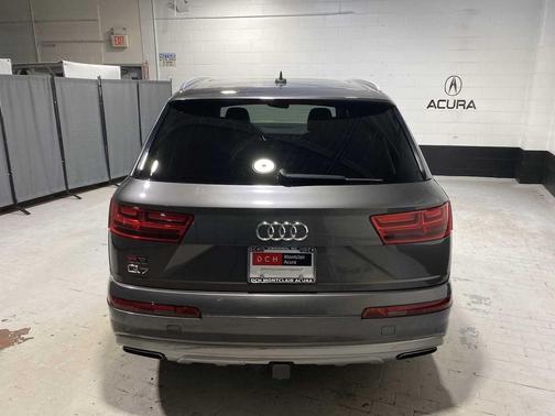 Samurai Gray Metallic 2019 Audi Q7 55 Premium Plus