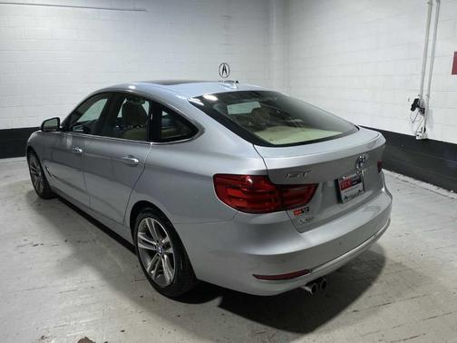 Glacier Silver Metallic 2016 BMW 328 Gran Turismo i xDrive SULEV