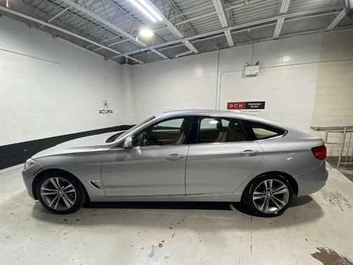 Glacier Silver Metallic 2016 BMW 328 Gran Turismo i xDrive SULEV