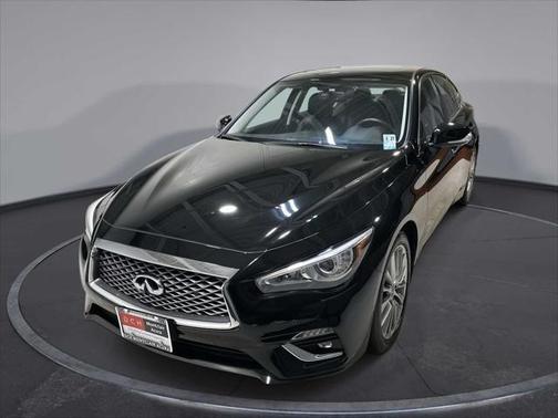 2022 INFINITI Q50 LUXE
