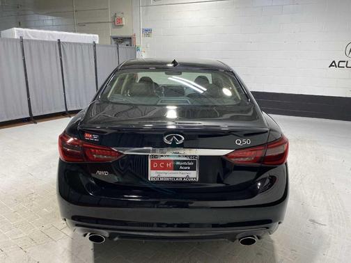 2022 INFINITI Q50 LUXE