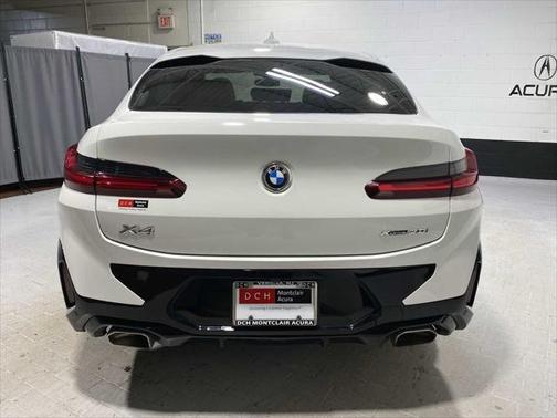 2022 BMW X4 xDrive30i