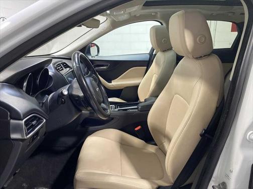 2019 Jaguar F-PACE 25t Premium