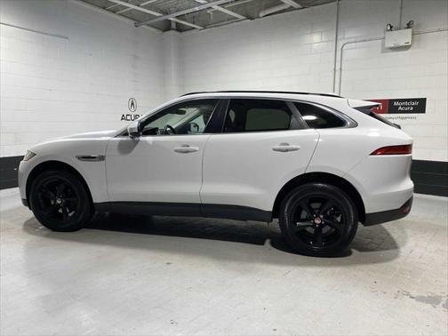 2019 Jaguar F-PACE 25t Premium