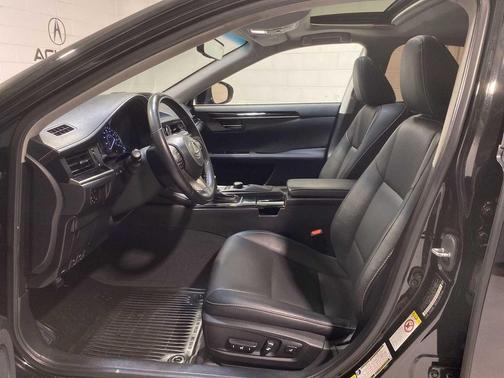 2016 Lexus ES 350 Base