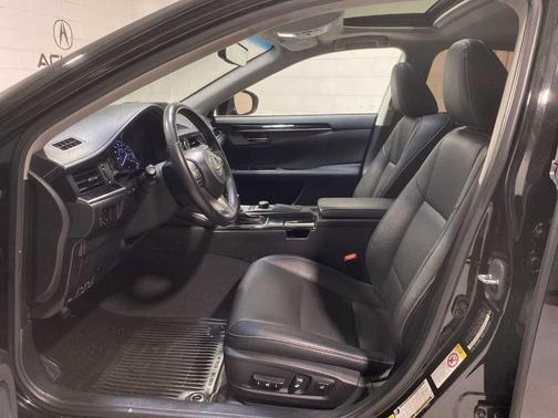 2016 Lexus ES 350 Base