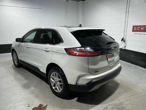 Star White 2022 Ford Edge SEL