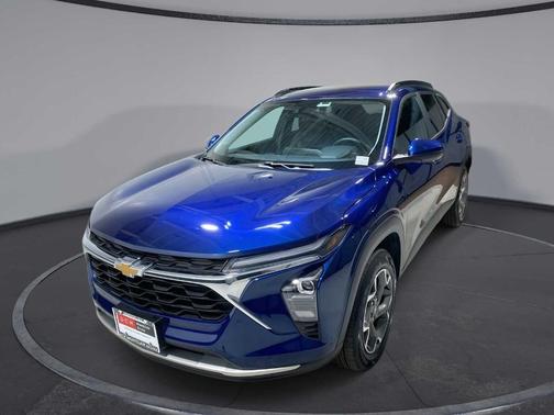 Blue Glow Metallic 2024 Chevrolet Trax LT