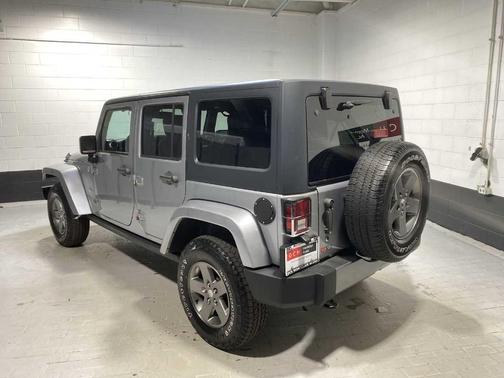 2015 Jeep Wrangler Unlimited Freedom Edition