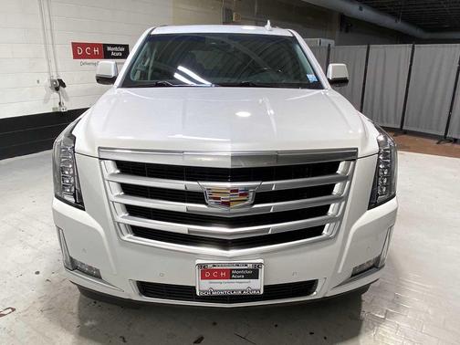 2018 Cadillac Escalade Luxury