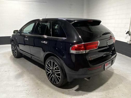 2013 Lincoln MKX Base