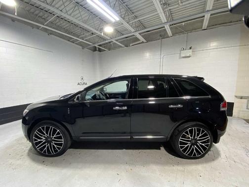 2013 Lincoln MKX Base