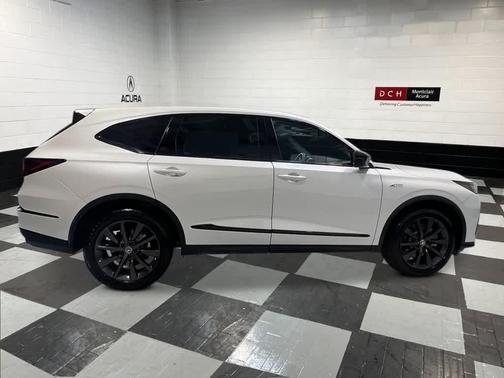 Platinum White Pearl 2026 Acura MDX A-Spec