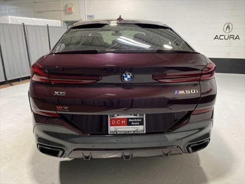 2022 BMW X6 M50i