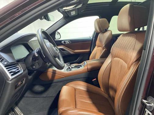 2022 BMW X6 M50i