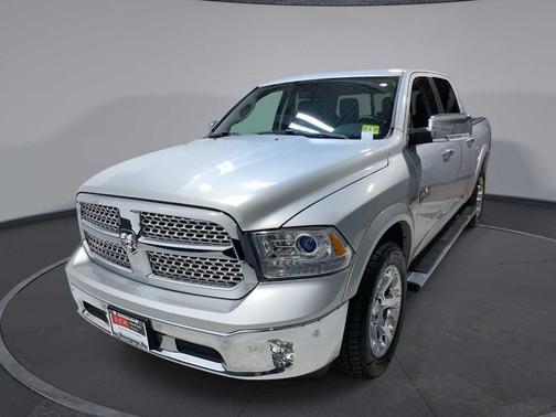 Bright Silver Clearcoat Metallic 2017 RAM 1500 Laramie