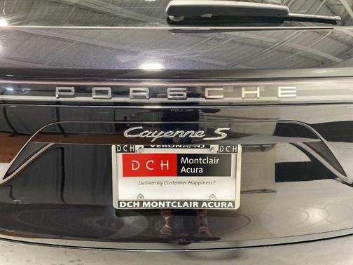 2019 Porsche Cayenne S
