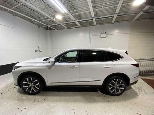 Platinum White Pearl 2023 Acura MDX Technology