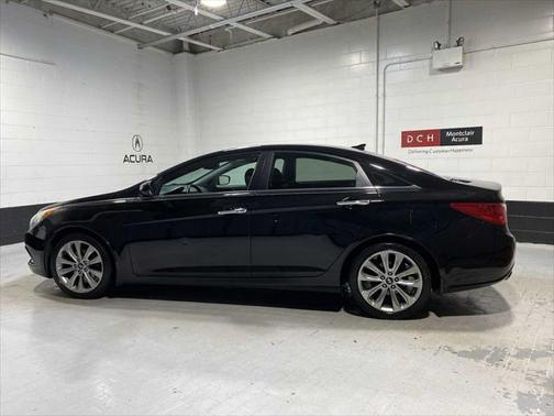 2013 Hyundai SONATA SE