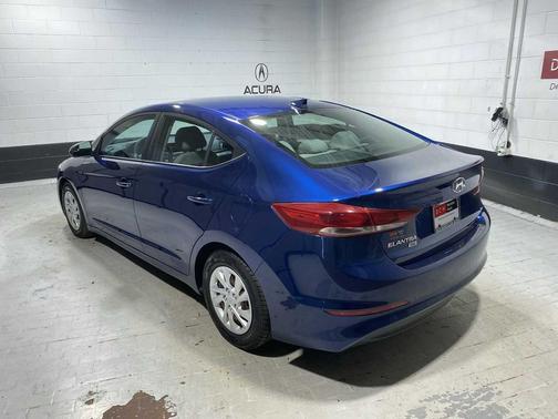 Lakeside Blue 2017 Hyundai ELANTRA SE