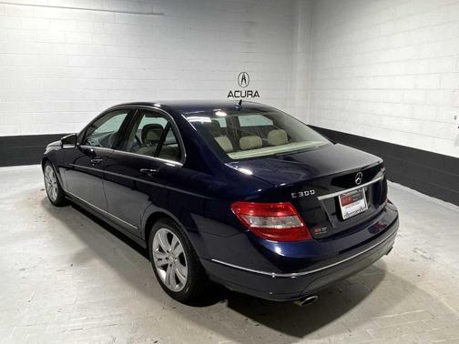 2010 Mercedes-Benz C-Class 