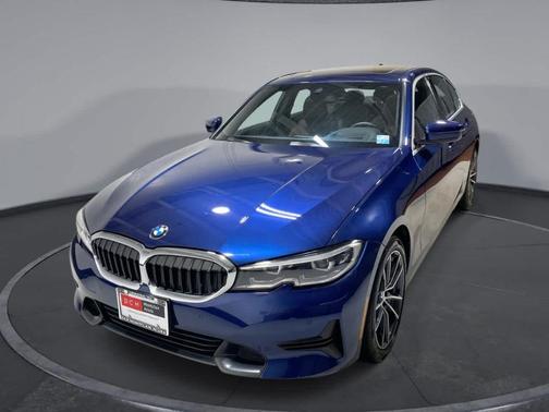2019 BMW 330 i xDrive