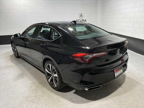 2025 Acura TLX Technology