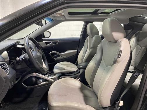 2012 Hyundai Veloster Base