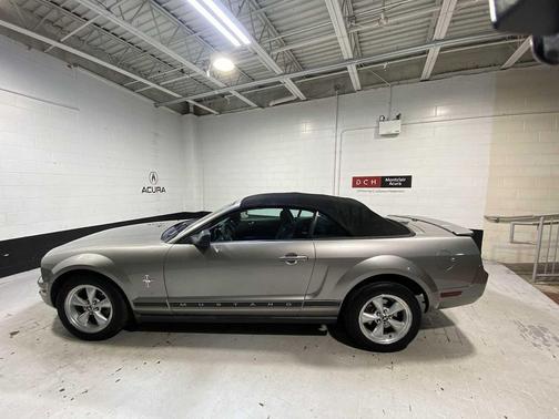 2008 Ford Mustang Premium