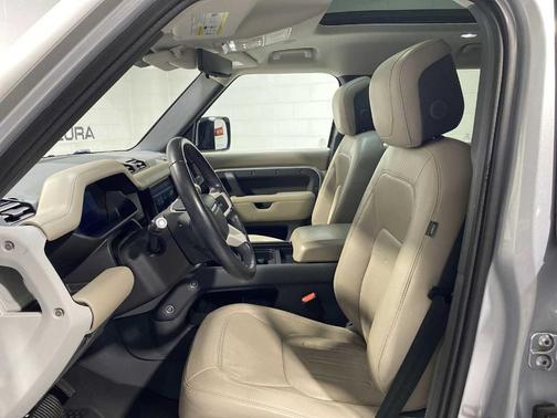 2020 Land Rover Defender 110 HSE
