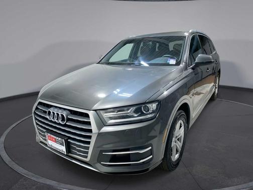 Samurai Gray Metallic 2019 Audi Q7 45 Premium
