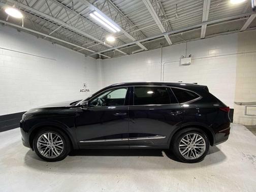 2022 Acura MDX Advance