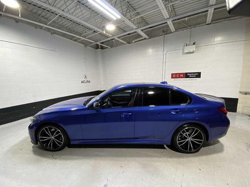 2022 BMW 330 i xDrive