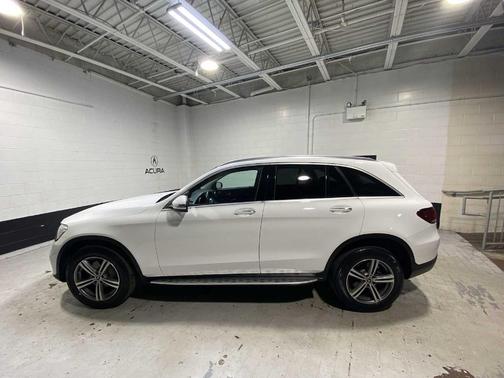 Polar White 2020 Mercedes-Benz GLC 300 Base 4MATIC