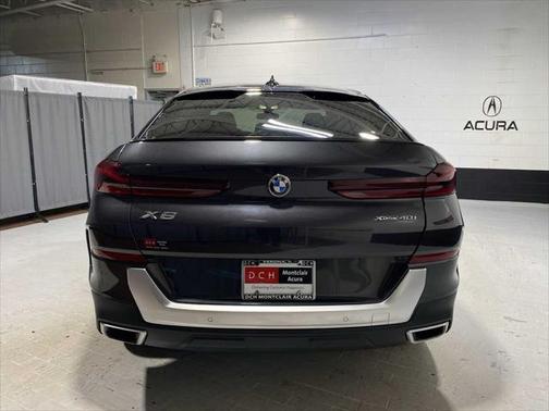 2022 BMW X6 xDrive40i