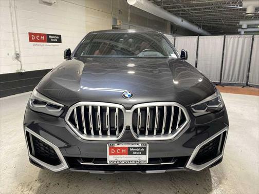 2022 BMW X6 xDrive40i