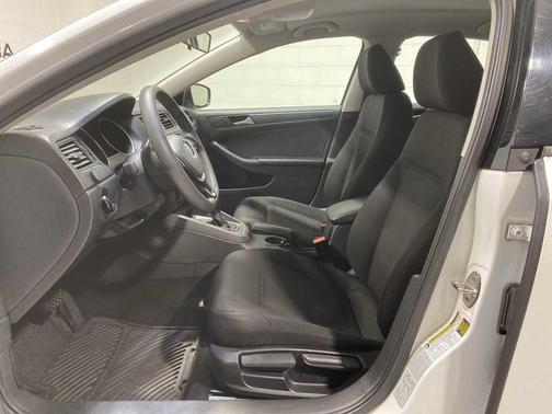 2015 Volkswagen Jetta 2.0L S