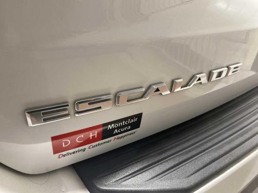 2022 Cadillac Escalade ESV Premium Luxury