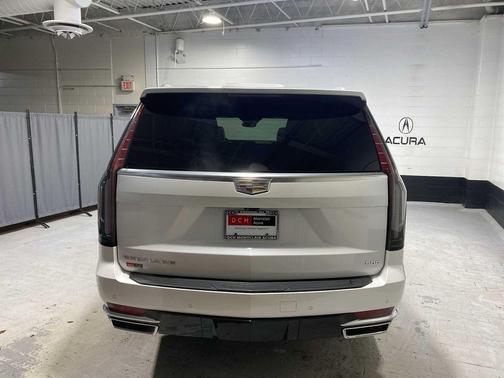 2022 Cadillac Escalade ESV Premium Luxury