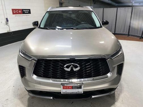 2022 INFINITI QX60 Luxe