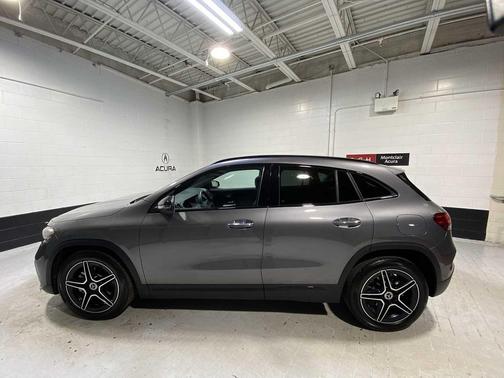 2022 Mercedes-Benz GLA 250 Base 4MATIC