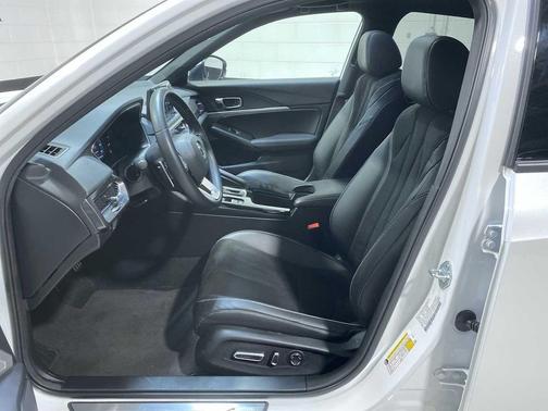 Platinum White Pearl 2025 Acura Integra A-Spec Technology