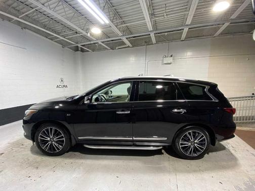 2017 INFINITI QX60 Base