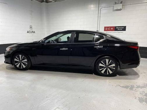 2022 Nissan Altima 2.5 SV