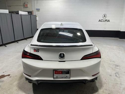 2023 Acura Integra w/A-Spec Package